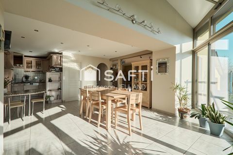   Maison avec grand terrain � Balaz� � 5 minutes de Vitr� Maison - 6 pi�ce(s) - 120 m�