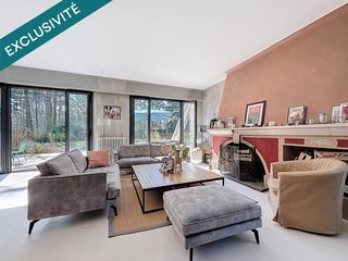  Maison � vendre 9 pi�ces 320 m�