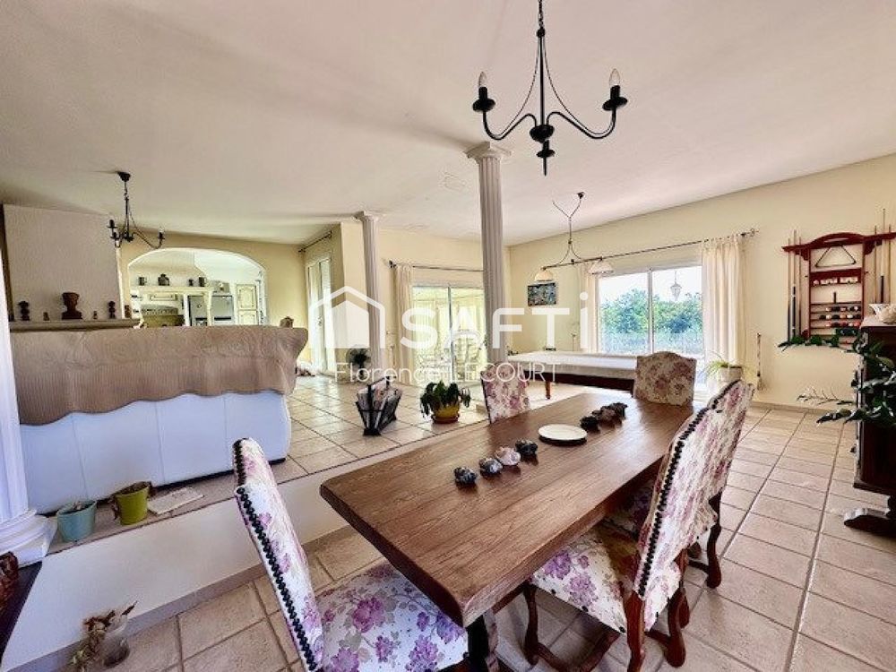 � vendre  Maison Saint-Maximin-la-Sainte-Baume (83470)