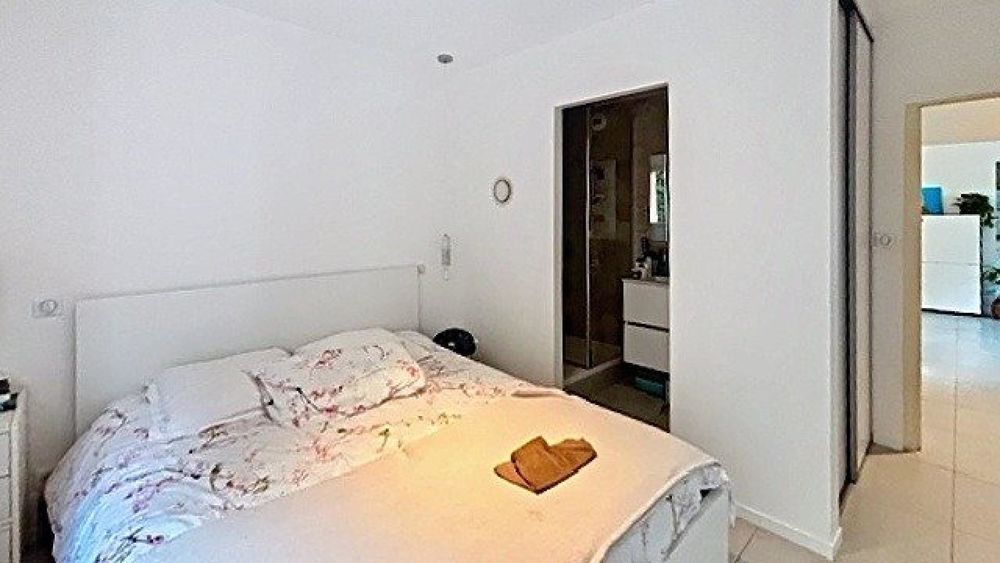 � vendre  Maison Saint-Rapha�l (83700)