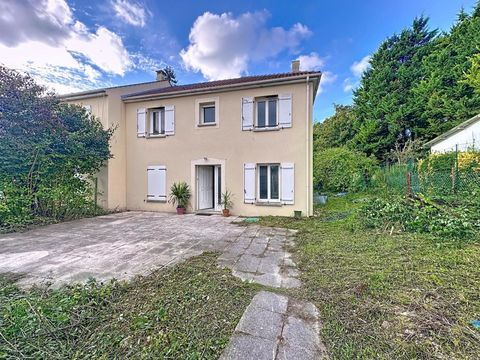   Maison familiale r�cente � Creil Maison - 6 pi�ce(s) - 114 m�
