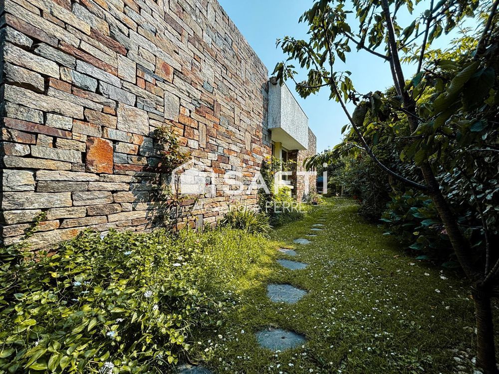 � vendre  Maison Larmor-Plage (56260)