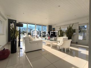  Maison � vendre 8 pi�ces 250 m�