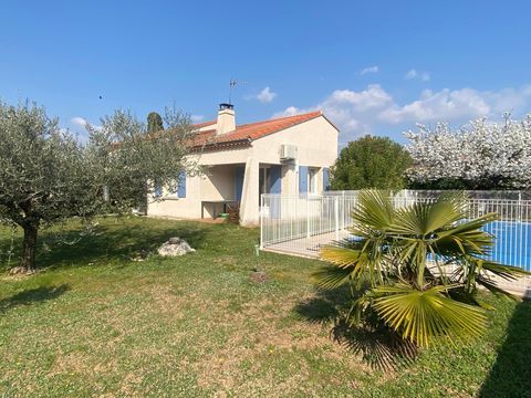   Maison 127 m� avec piscine Maison - 9 pi�ce(s) - 127 m�