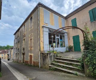  Immeuble � vendre 318 m�