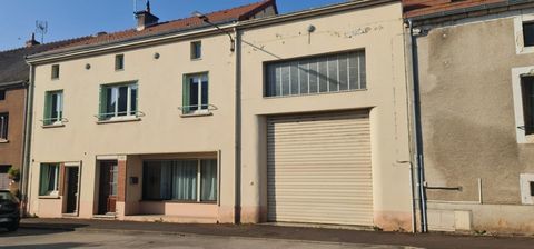   Maison de ville avec fort potentiel � Salornay-sur-Guye Maison - 6 pi�ce(s) - 126 m�