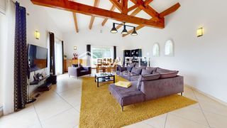  Maison � vendre 10 pi�ces 321 m�