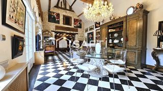  Maison � vendre 11 pi�ces 337 m�