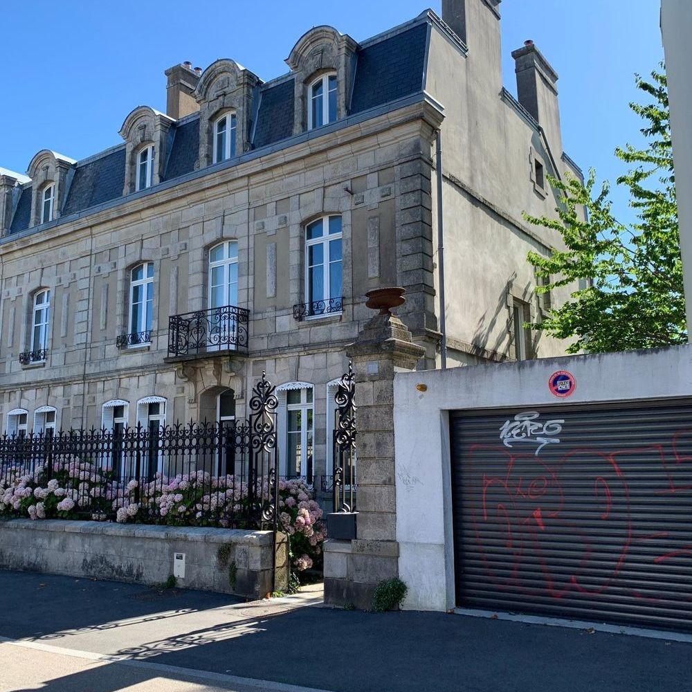 � vendre  H�tel Particulier Lorient (56100)
