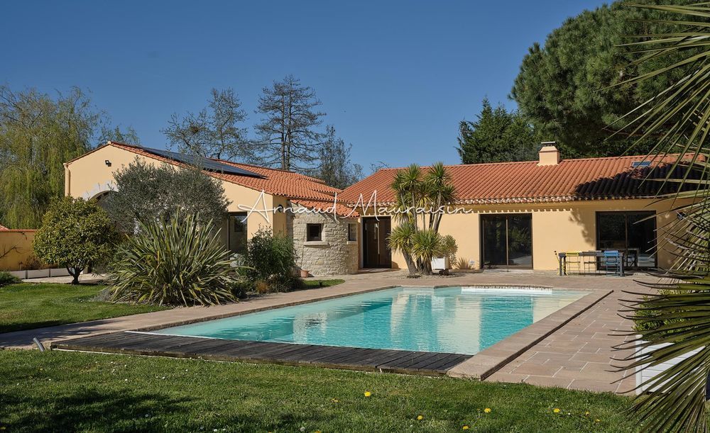 � vendre  Maison Challans (85300)