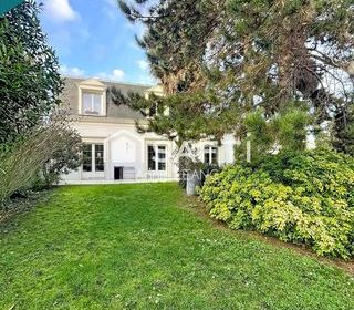  Maison � vendre 7 pi�ces 228 m�