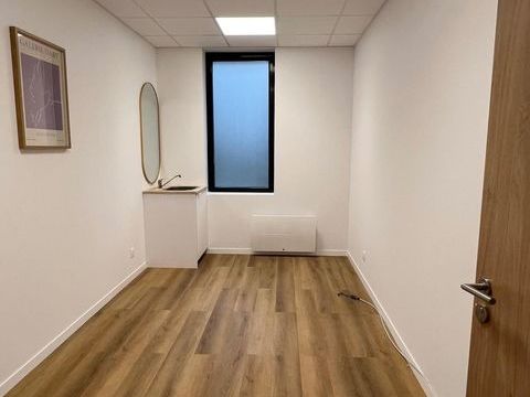 Location de cabinets - bureaux Capinghem St Philibert 460 59160 Capinghem