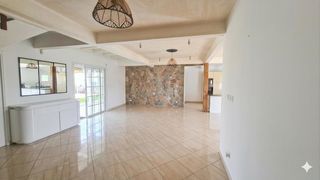  Maison � louer 5 pi�ces 180 m�