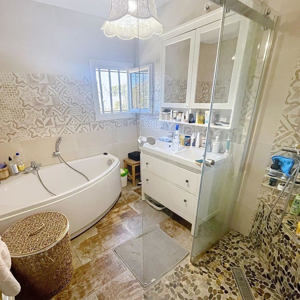 � vendre  Maison Simiane-Collongue (13109)