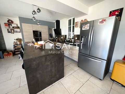   Magnifique corps de ferme totalement r�nov�! Maison - 6 pi�ce(s) - 203 m�