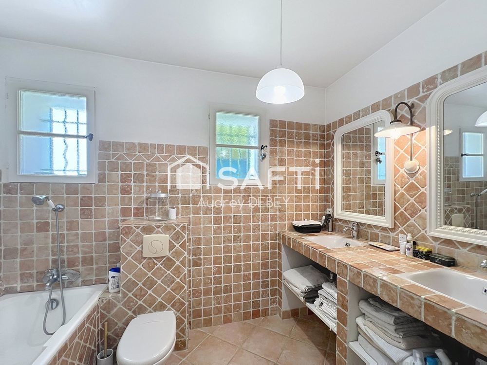 � vendre  Maison Sanary-sur-Mer (83110)