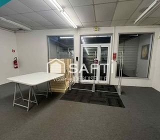  Immeuble � vendre 852 m�