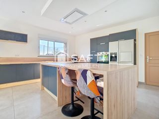  Maison � vendre 6 pi�ces 224 m�