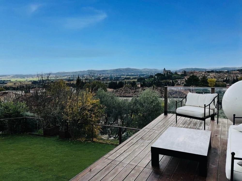 � vendre  Maison Rochefort-du-Gard (30650)