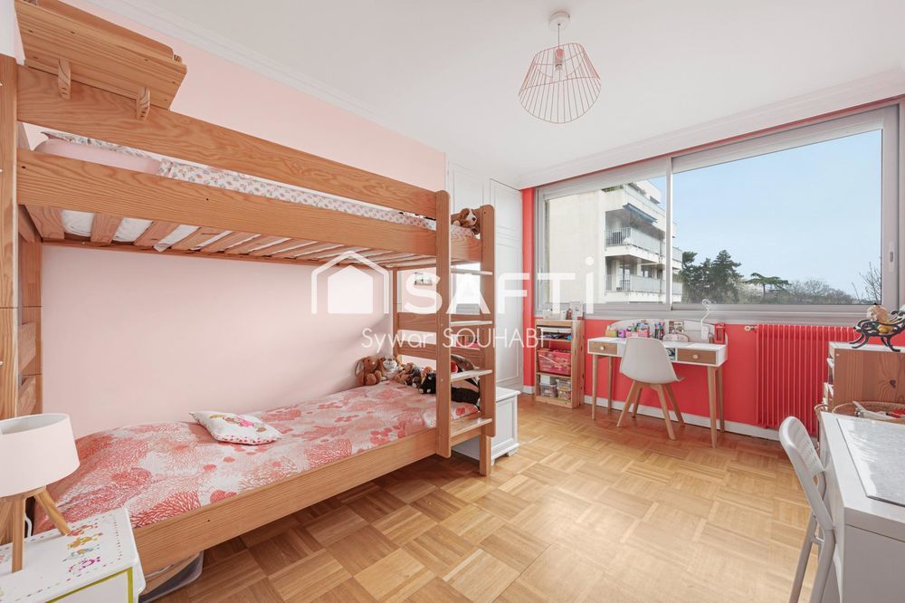 � vendre  Appartement Saint-Cloud (92210)