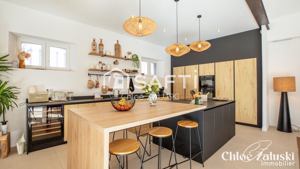 � vendre  Maison Saint-Rapha�l (83700)