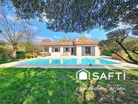   Maison 145 m�, piscine, grand garage, 1500 m� de terrain Maison - 5 pi�ce(s) - 145 m�