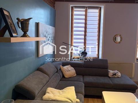   Id�alement situ�, cet appartement vous offre un cadre de vie agr�able au quotidien Appartement - 3 pi�ce(s) - 120 m�