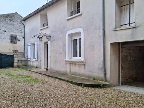   Maison de 104m2 avec deux chambres Maison - 4 pi�ce(s) - 104 m�
