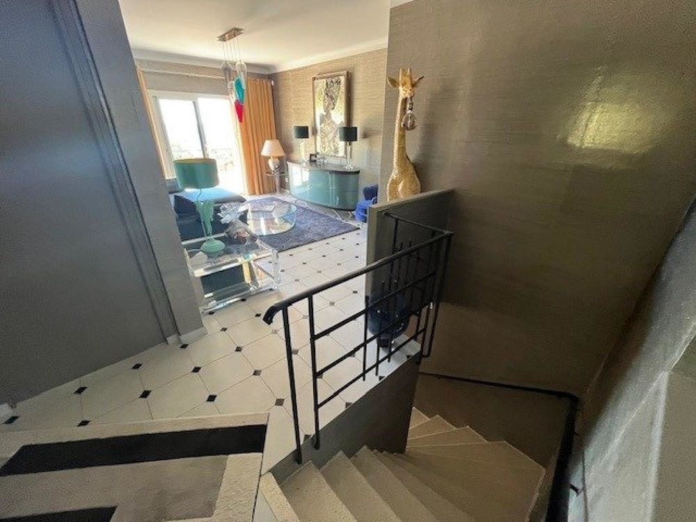 � vendre  Appartement Saint-Rapha�l (83700)