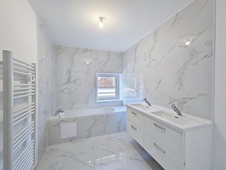  Appartement � vendre 4 pi�ces 95 m�