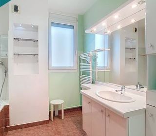  Appartement � vendre 4 pi�ces 84 m�