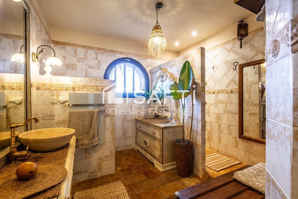 � vendre  Maison Roquebrune-sur-Argens (83520)