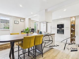  Maison � vendre 5 pi�ces 221 m�