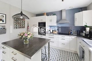  Maison � vendre 7 pi�ces 180 m�