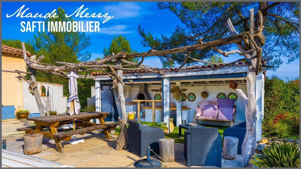 � vendre  Maison N�oules (83136)