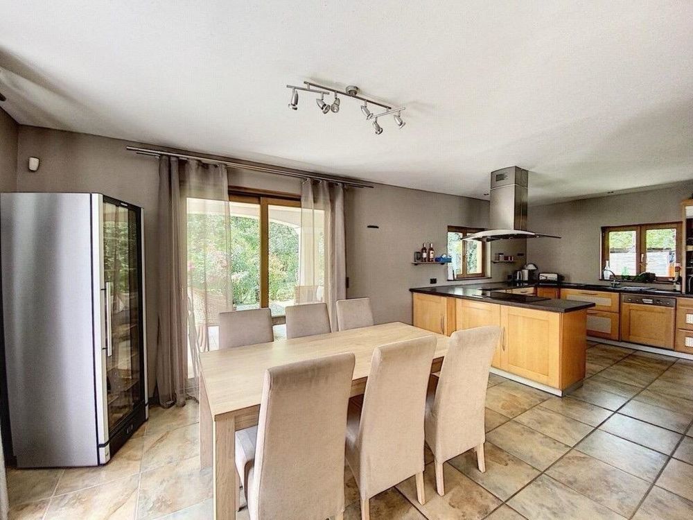 � vendre  Maison Saint-Paul-en-For�t (83440)