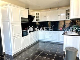  Maison � vendre 8 pi�ces 285 m�