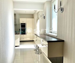  Appartement � vendre 8 pi�ces 204 m�