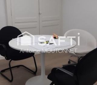  Immeuble � vendre 97 m�