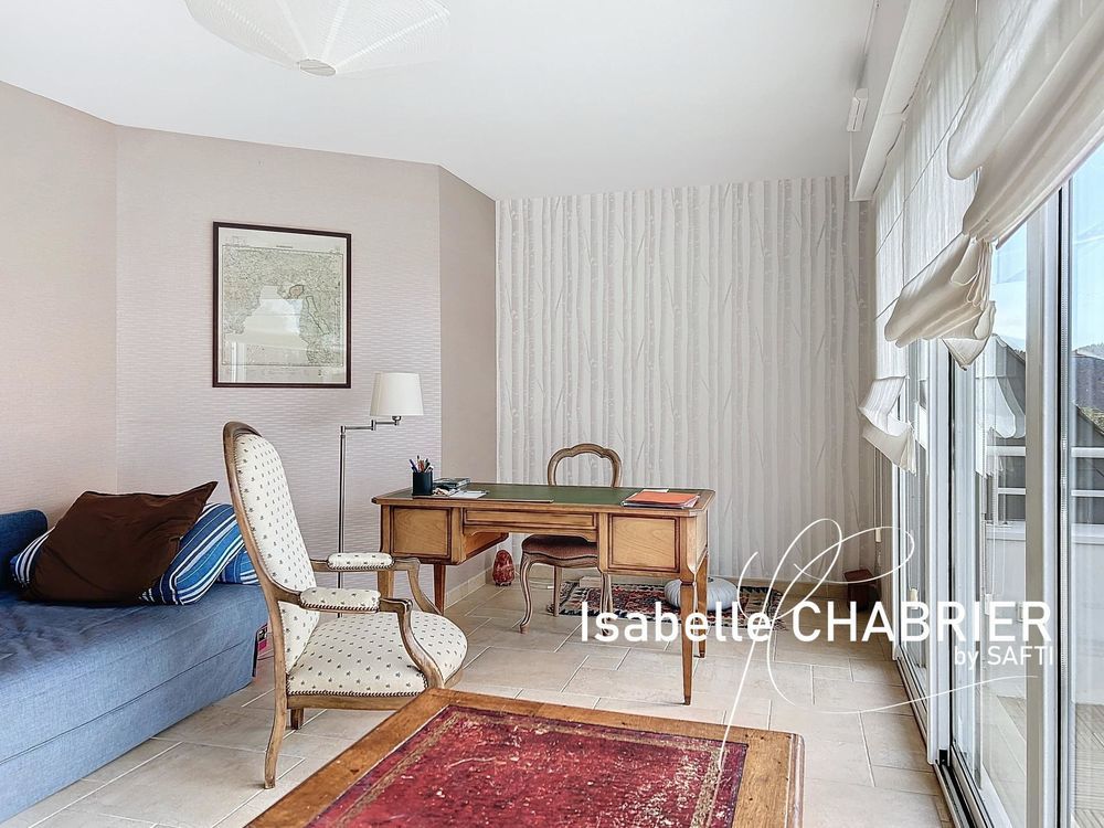 � vendre  Maison La Chapelle-Saint-Laud (49140)