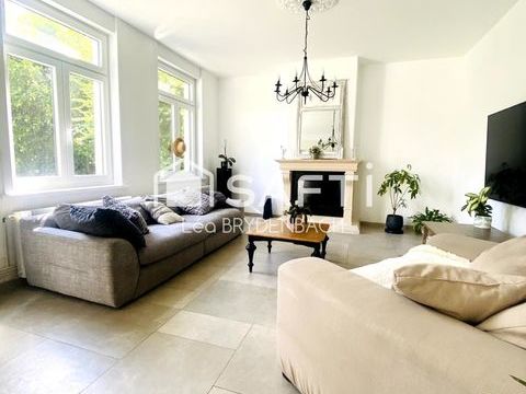   Maison individuelle r�nov�e � Vicq - env. 145 m�  - grand terrain - d�pendances Maison - 5 pi�ce(s) - 145 m�