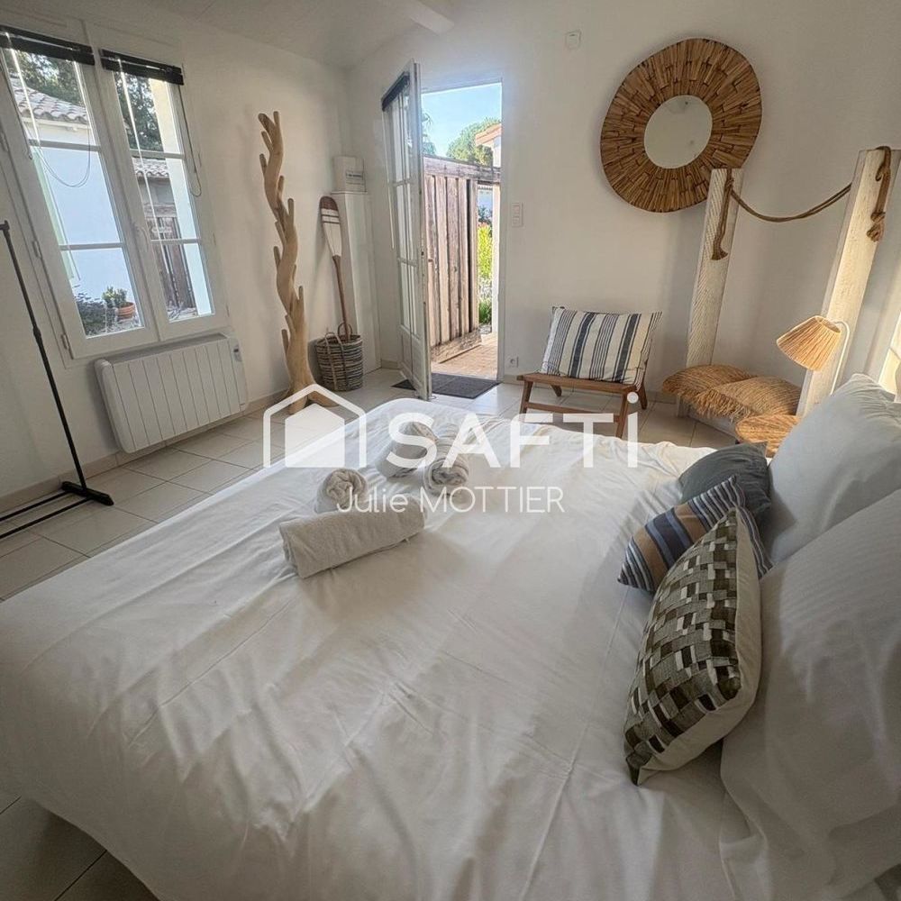 � vendre  Maison Sainte-Marie-de-R� (17740)