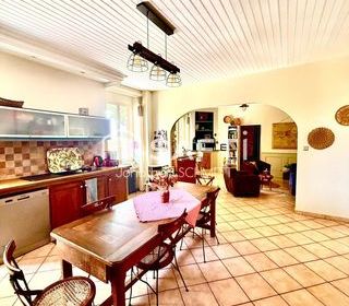  Maison � vendre 7 pi�ces 231 m�