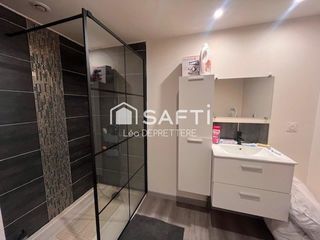  Immeuble � vendre 321 m�