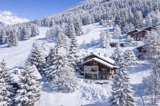  Maison � vendre 13 pi�ces 328 m�