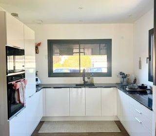  Maison � vendre 7 pi�ces 210 m�