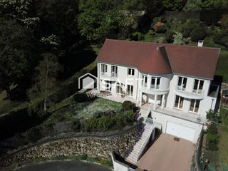  Maison � vendre 6 pi�ces 238 m�