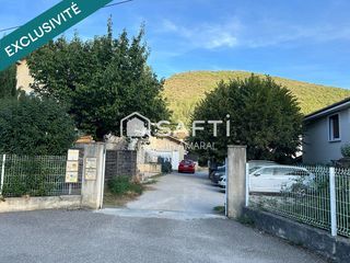  Immeuble � vendre 187 m�