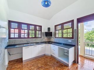  Appartement � louer 4 pi�ces 120 m�