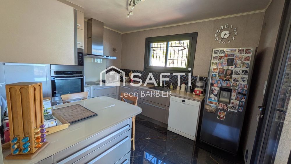 � vendre  Maison Toulon (83200)